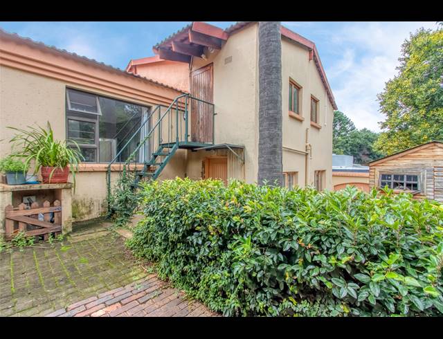 2 BEDROOM FREESTANDING FOR SALE IN FAIRLAND